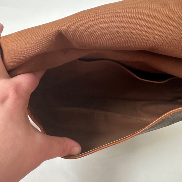 Louis Vuitton Monogram Saumur MM (30) - Picture 6 of 16